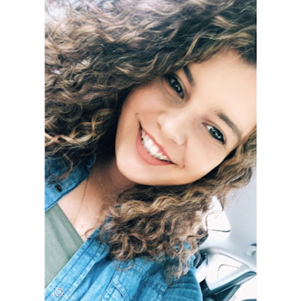 Meet your Posher, Adreanne